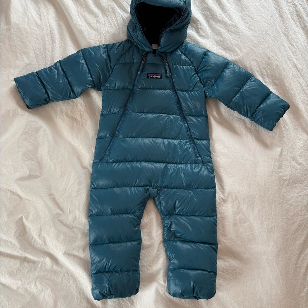 Patagonia Infant Hi-Loft Down Sweater Bunting Snowsuit - 6-12 months size